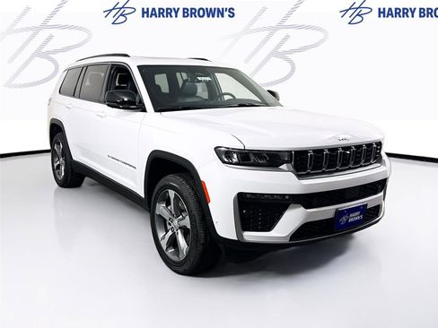 New 2026 Jeep Grand Cherokee L Limited AWD/4WD image 29