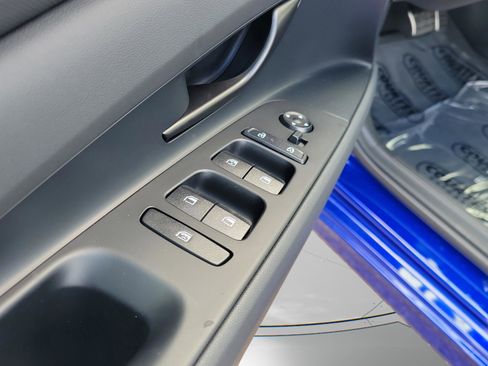 New 2026 Hyundai Elantra SEL Sport image 32