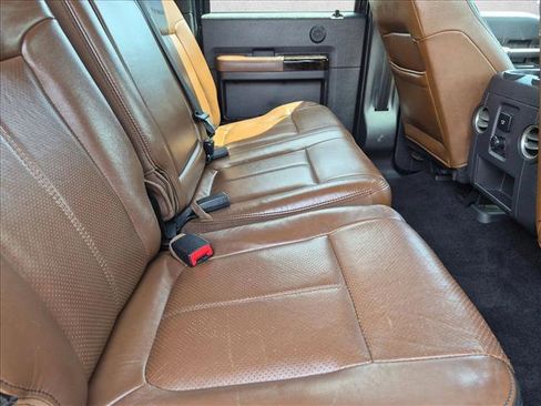 Used 2015 Ford F250 Platinum AWD/4WD image 19