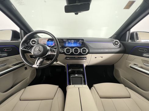 Used 2026 Mercedes-Benz GLA 250 image 11