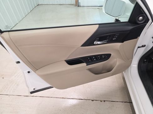 Used 2013 Honda Accord EX-L image 11