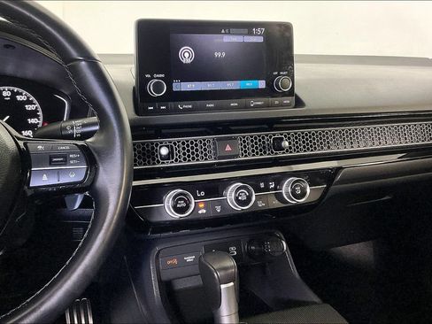 Used 2025 Honda Civic Sport image 9