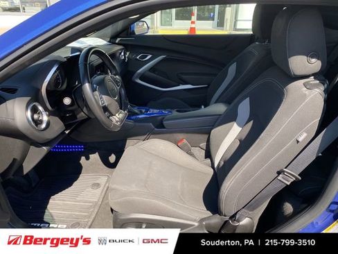 Certified 2021 Chevrolet Camaro LT RWD image 22
