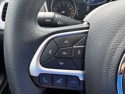 Used 2018 Jeep Compass Sport AWD/4WD image 21