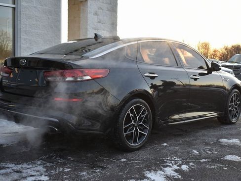 Used 2020 Kia Optima SE image 10