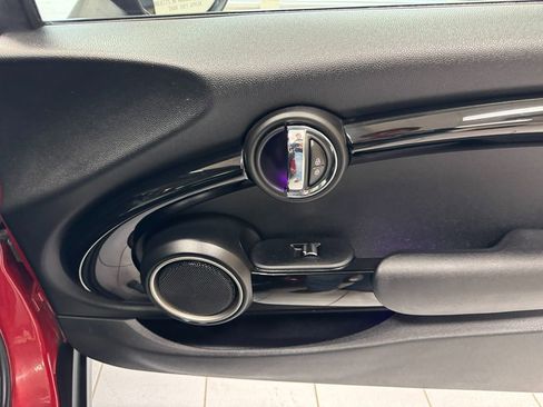 Used 2014 MINI Cooper S image 17