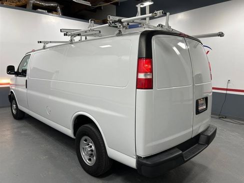Used 2019 Chevrolet Express 2500 Extended w/ Driver Convenience Package image 4