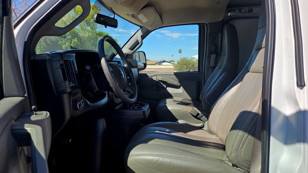 Used 2025 Chevrolet Express 2500 Extended w/ Driver Convenience Package RWD image 22