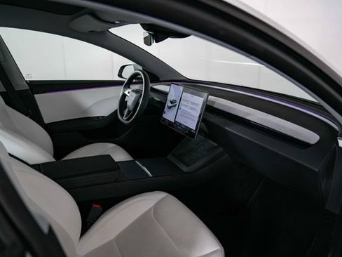 Used 2025 Tesla Model 3 RWD image 24
