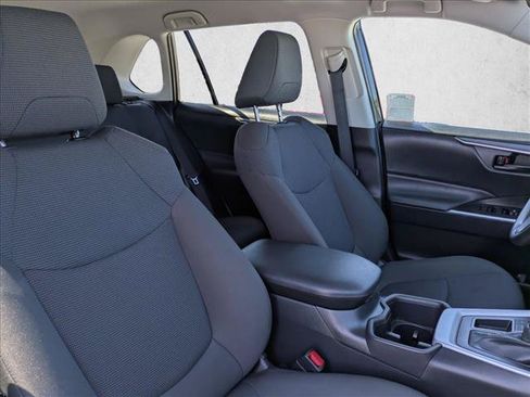 Certified 2025 Toyota RAV4 LE FWD image 20