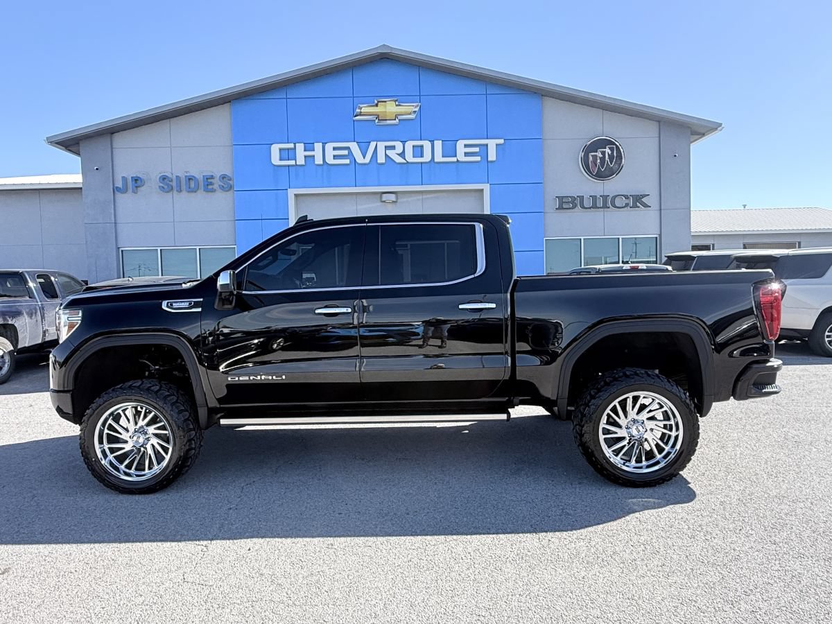 Used 2021 GMC Sierra 1500 Denali w/ Denali Ultimate Package AWD/4WD image 4