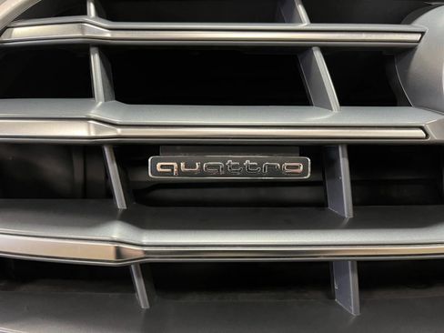 Used 2018 Audi Q5 2.0T Premium Plus w/ Premium Plus Package image 41