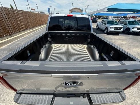 Used 2024 Ford F150 XLT AWD/4WD image 7