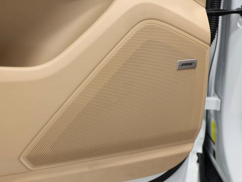 Used 2021 Porsche Cayenne Turbo S image 67