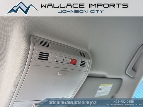 Used 2023 Volkswagen Taos SE FWD image 15