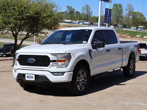 Certified 2022 Ford F150 XL w/ STX Appearance Package image 8