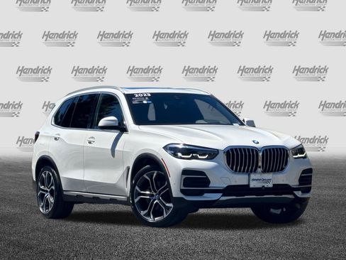 Used 2023 BMW X5 xDrive40i w/ Premium Package AWD/4WD image 2