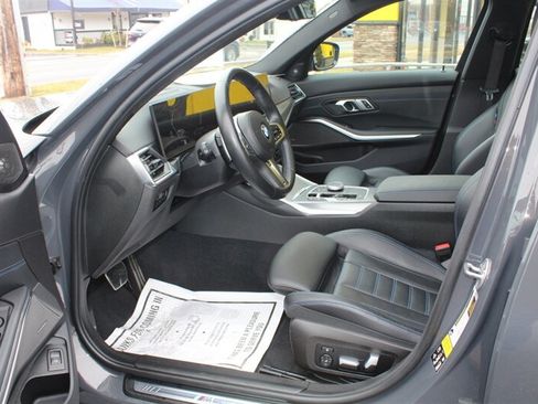 Used 2023 BMW M340i xDrive AWD/4WD image 17