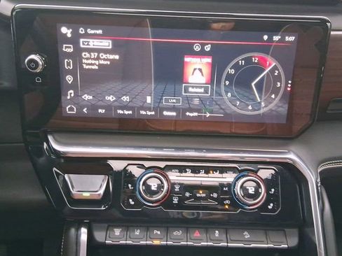 Used 2024 GMC Sierra 3500 Denali Ultimate image 21