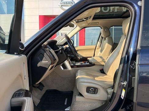 Used 2017 Land Rover Range Rover HSE AWD/4WD image 14