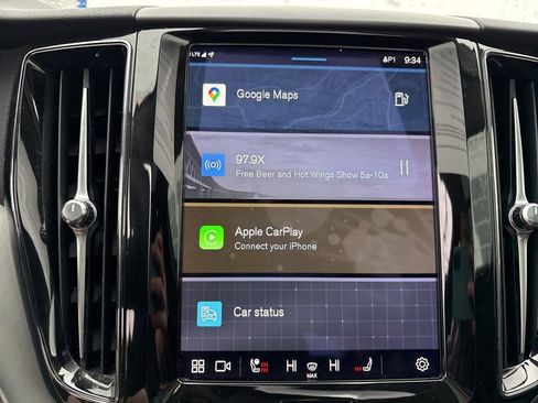 Certified 2023 Volvo XC60 B5 Core w/ Climate Package image 26