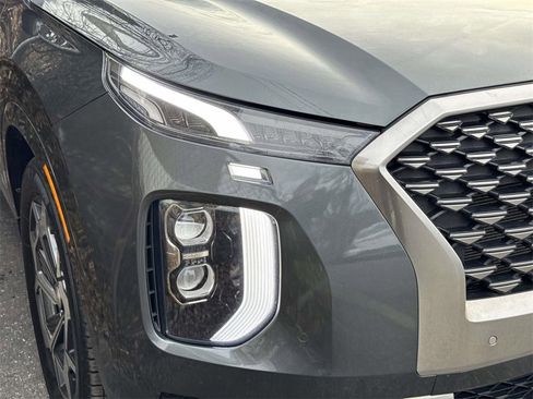 Used 2022 Hyundai Palisade Calligraphy image 5