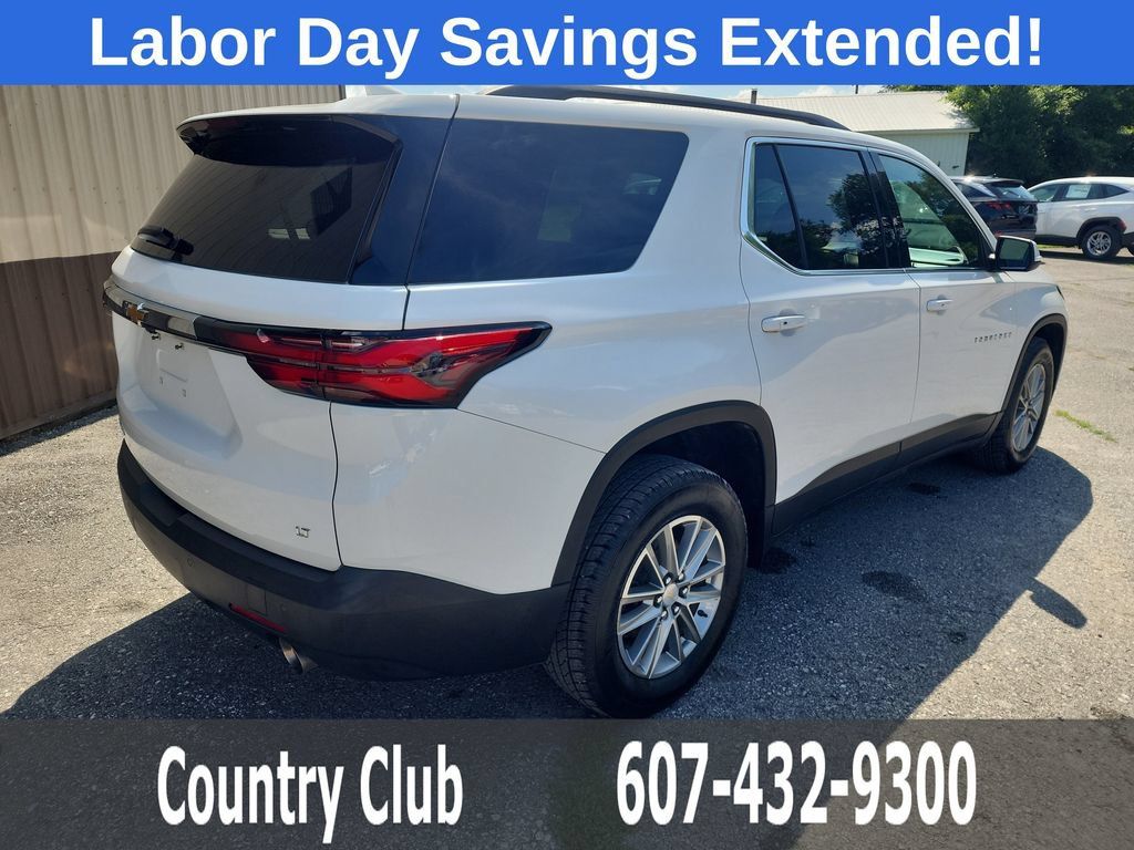 Used 2023 Chevrolet Traverse LT AWD/4WD image 8