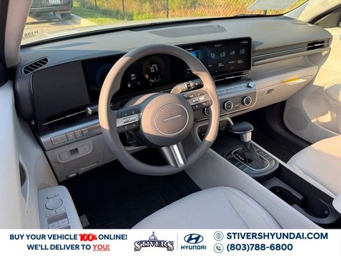 New 2026 Hyundai Kona SE FWD image 3