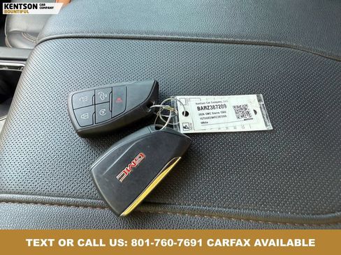 Used 2024 GMC Sierra 1500 AT4 w/ Technology Package AWD/4WD image 35
