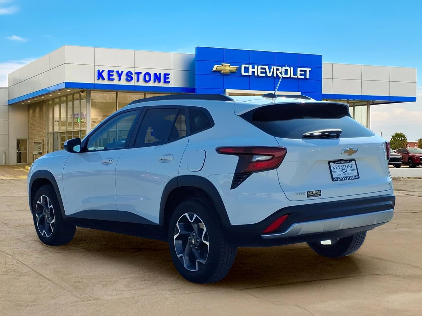 Used 2024 Chevrolet Trax LT FWD image 5
