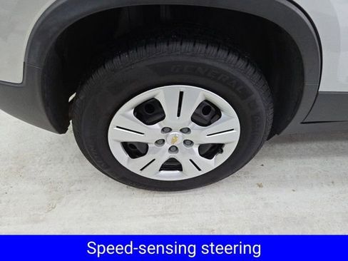 Used 2017 Chevrolet Trax LS image 12