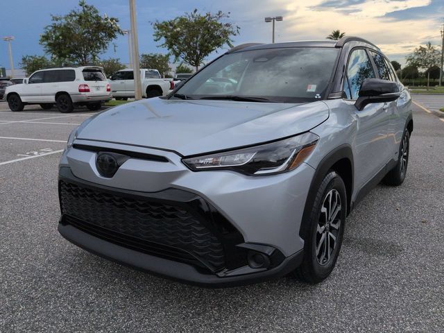 Certified 2023 Toyota Corolla Cross AWD Hybrid w/ Moonroof Package image 8