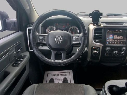 Used 2016 RAM 1500 Big Horn RWD image 6