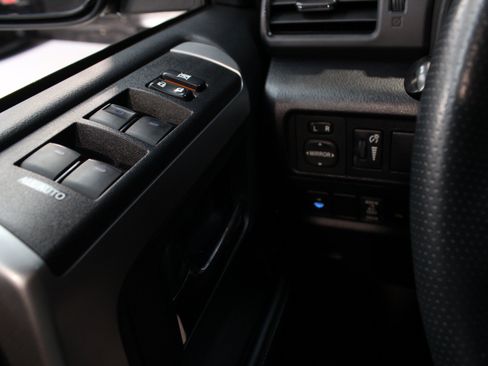 Used 2019 Toyota 4Runner SR5 Premium AWD/4WD image 27