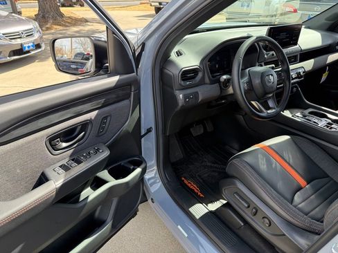 Certified 2026 Honda Passport TrailSport image 13