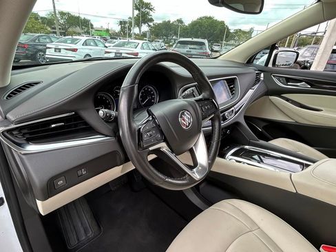 Used 2023 Buick Enclave Essence w/ Experience Buick Package FWD image 18