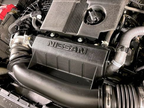 Used 2024 Nissan Frontier SV w/ Technology Package RWD image 43