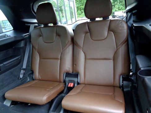 Used 2022 Volvo XC90 T6 Inscription image 19