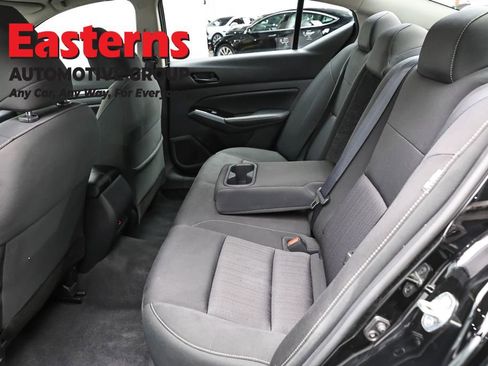 Used 2023 Nissan Altima 2.5 SV FWD image 21