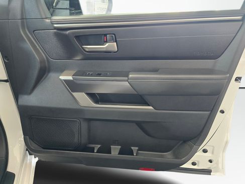Certified 2026 Toyota Sequoia SR5 AWD/4WD image 44
