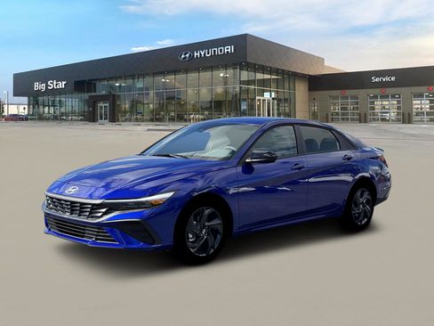 New 2026 Hyundai Elantra Sport image 2