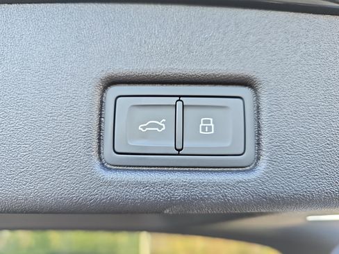 New 2025 Audi SQ5 Premium Plus image 13