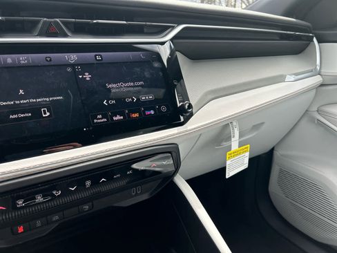 New 2026 Jeep Cherokee Limited AWD/4WD image 28