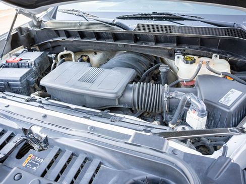 Used 2020 Chevrolet Silverado 1500 LT image 35