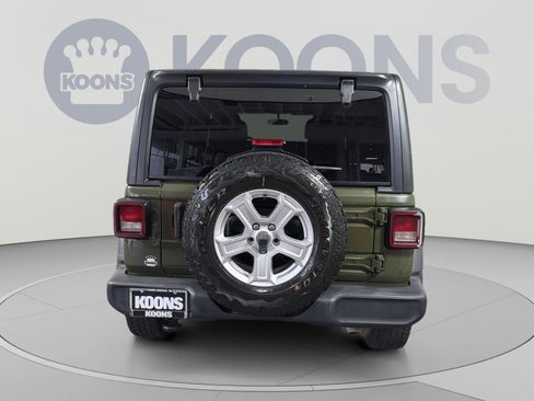 Used 2023 Jeep Wrangler Unlimited Sport AWD/4WD image 5