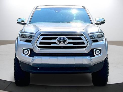 Used 2021 Toyota Tacoma Limited AWD/4WD image 3