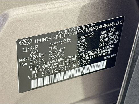 Used 2020 Hyundai Santa Fe SE image 29