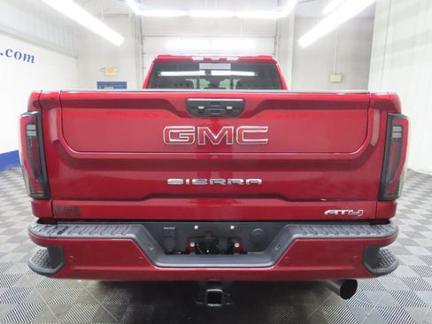 Used 2025 GMC Sierra 3500 AT4 w/ AT4 Premium Plus Package AWD/4WD image 44