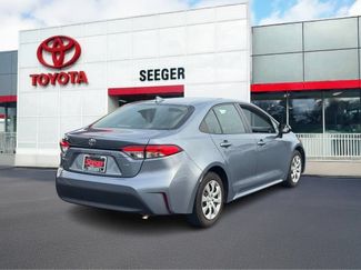 Used 2023 Toyota Corolla LE FWD video 3