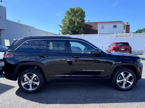 New 2026 Jeep Grand Cherokee Limited AWD/4WD image 8